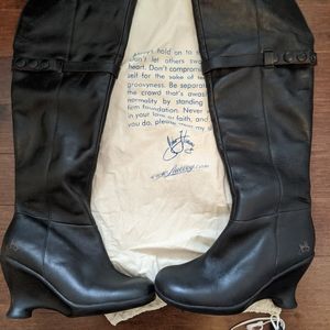 John fluevog  tall leather boots sz 7